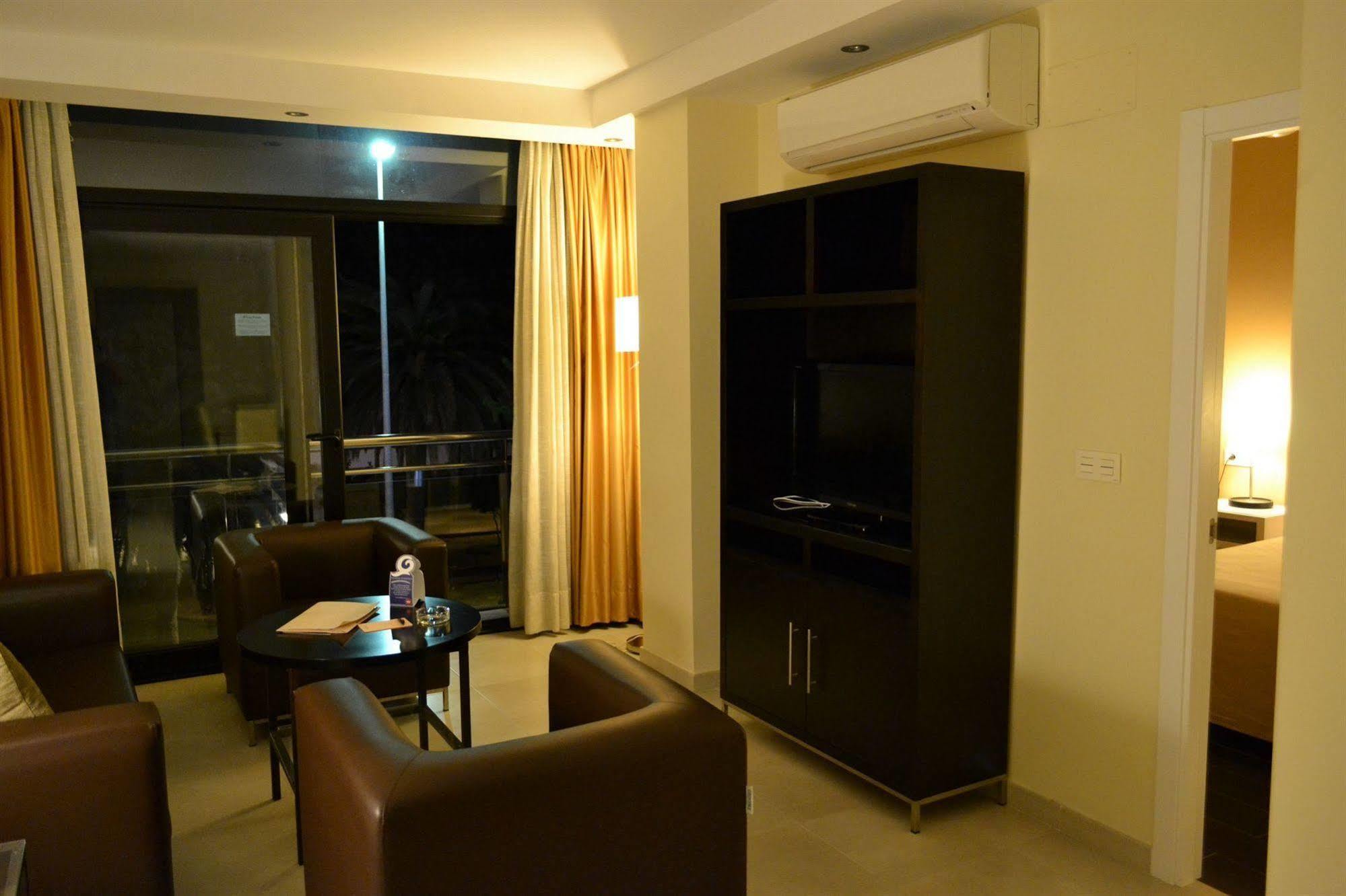 San Pablo Suites 에치야 외부 사진